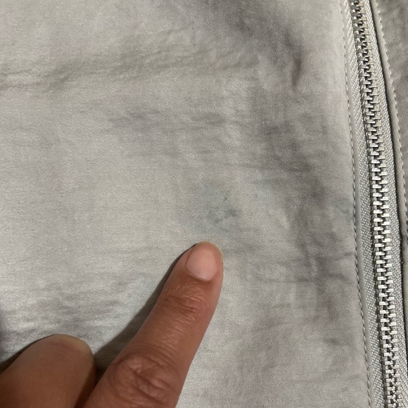 UNIQLO Lightweight Bomber Jacket - Picture 11 of 13